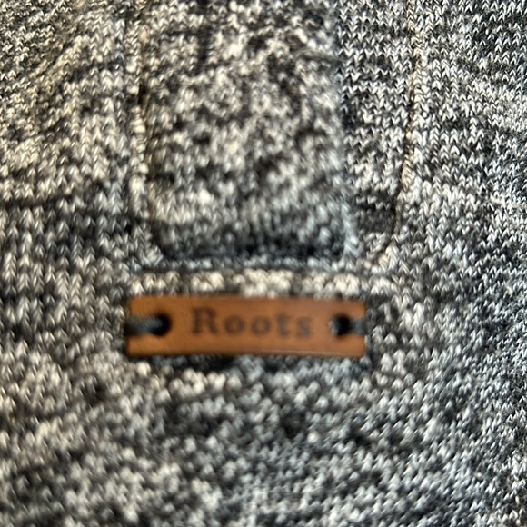 Roots Sleeveless Pullover  Size Small Front Pockets Gray Black‎ Cotton Terry - Picture 6 of 7